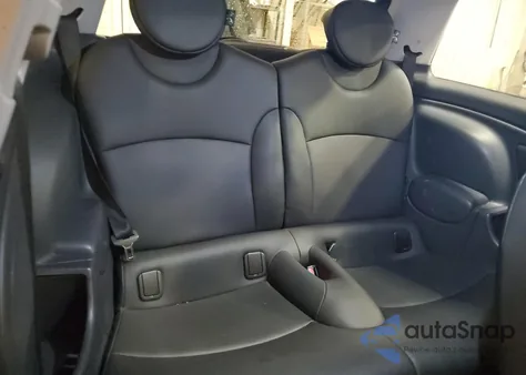 2005 Mini Cooper S from USA, damaged, VIN WMWRE33455TD92665